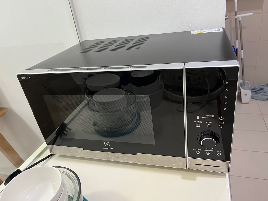Electrolux Microwave AND convection oven dual function, TV & Home
