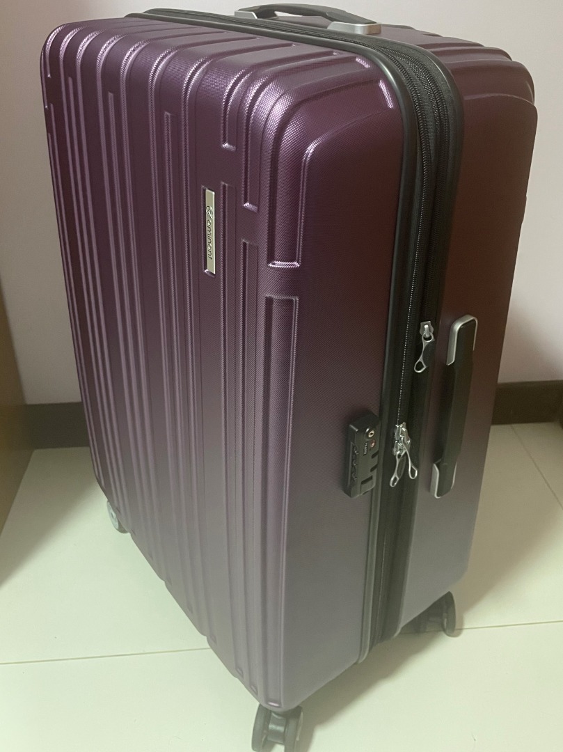 Eminent Luggage 28