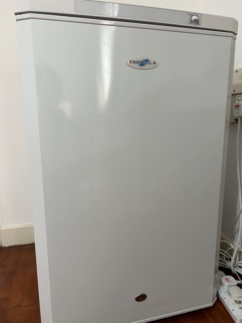 Farfalla 120L upright breast milk freezer, TV & Home Appliances