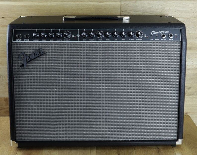 Fender Champion 100 2x12 Combo Guitar Amp 100W, Hobbies & Toys, Music