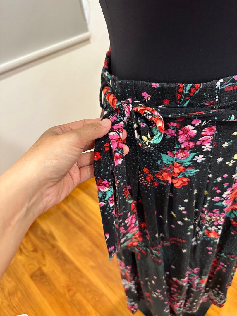 Floral skirt hotsell marks and spencer