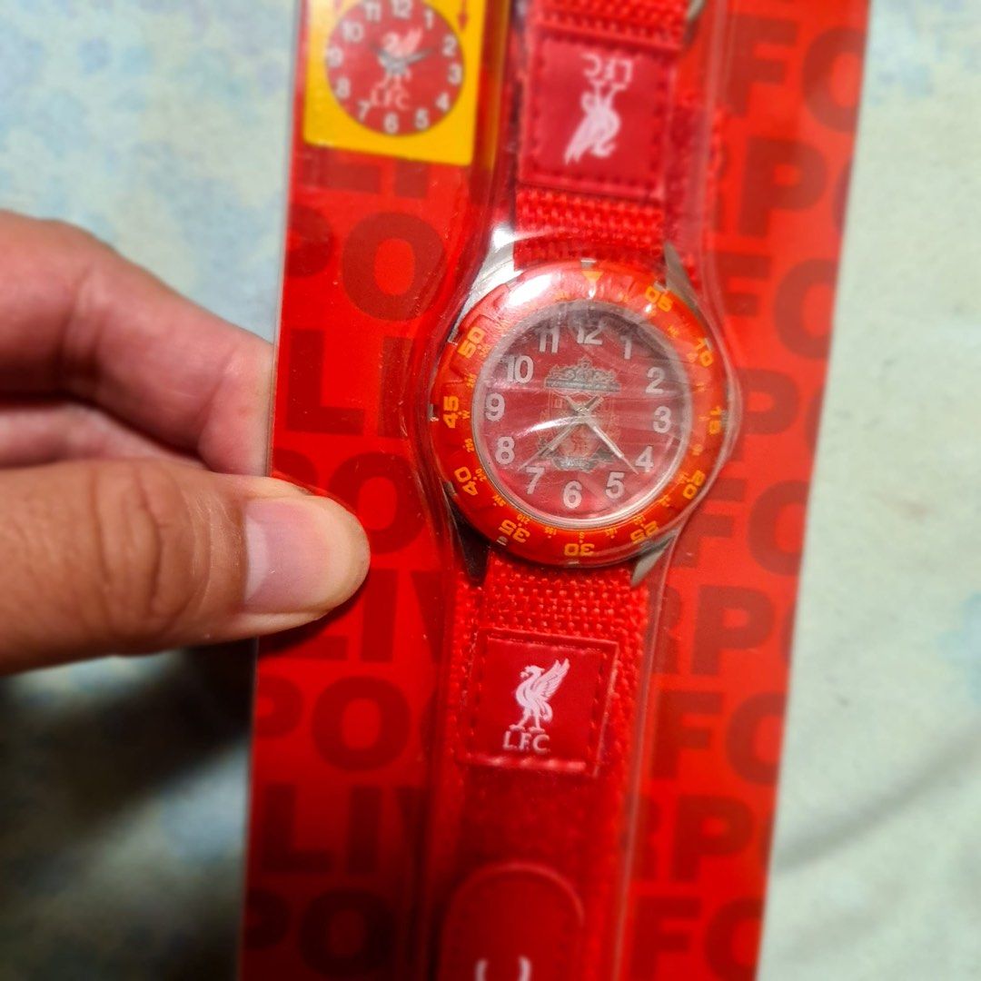 FREE TRACKED SHIPPING AND NEW AND SEALED Official Liverpool FC