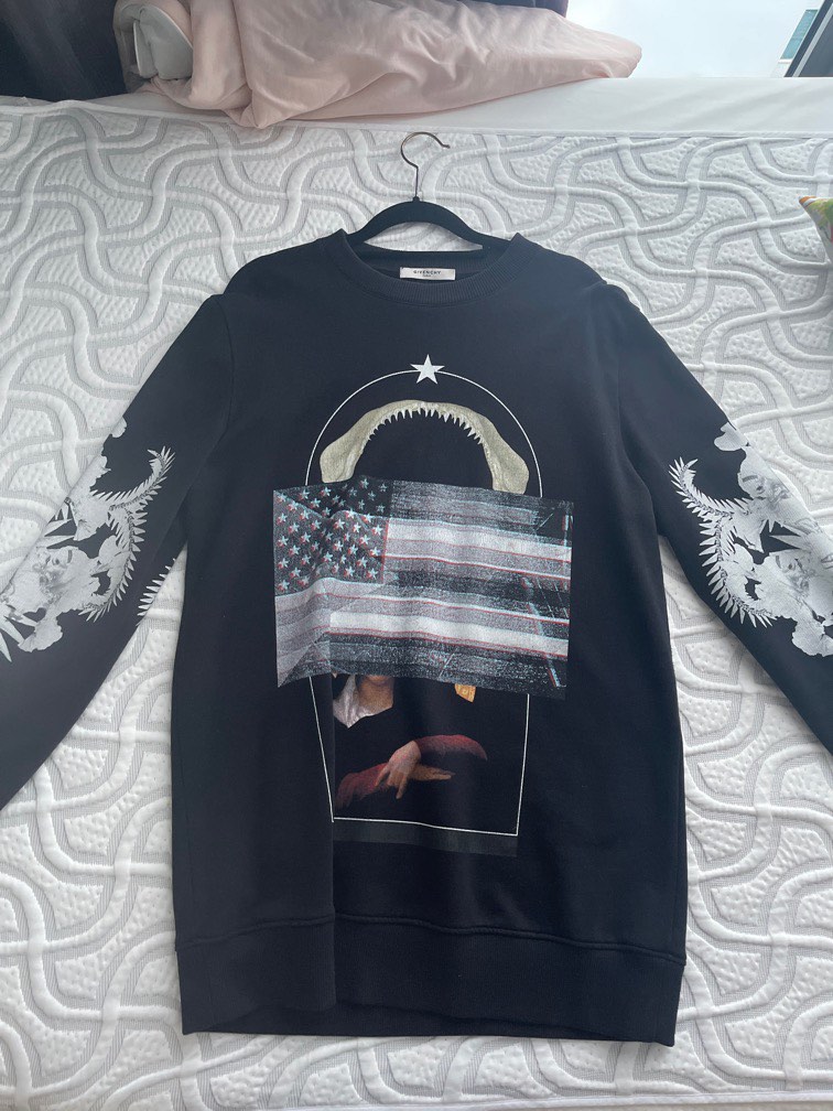 Givenchy pull over, Men's Fashion, Tops & Sets, Tshirts & Polo Shirts on  Carousell