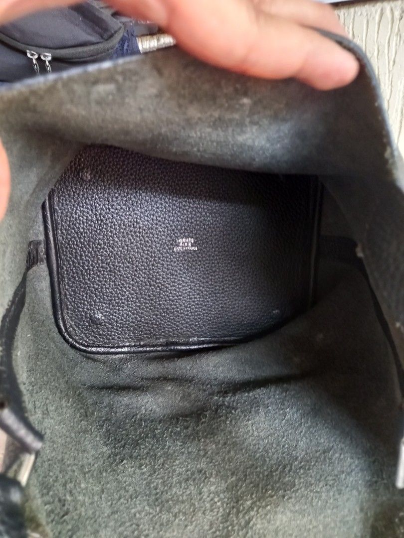Hermes Picotin (Category: Luxury Bags & Wallets) located in Bacolod City. Submitted by lippi_bhalanx (Listing ID 1196949619, Image 3). Description: genuine leather issue,lost lock & key in very good condition.