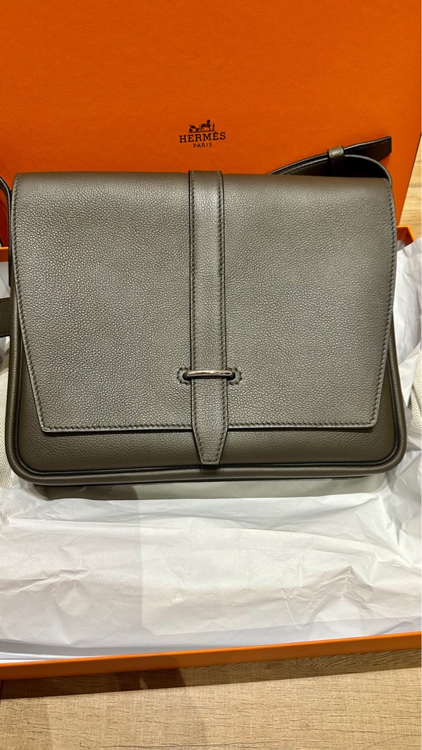 Hermes Steve Light Junior Messenger bag Vert de Gris Luxury Bags