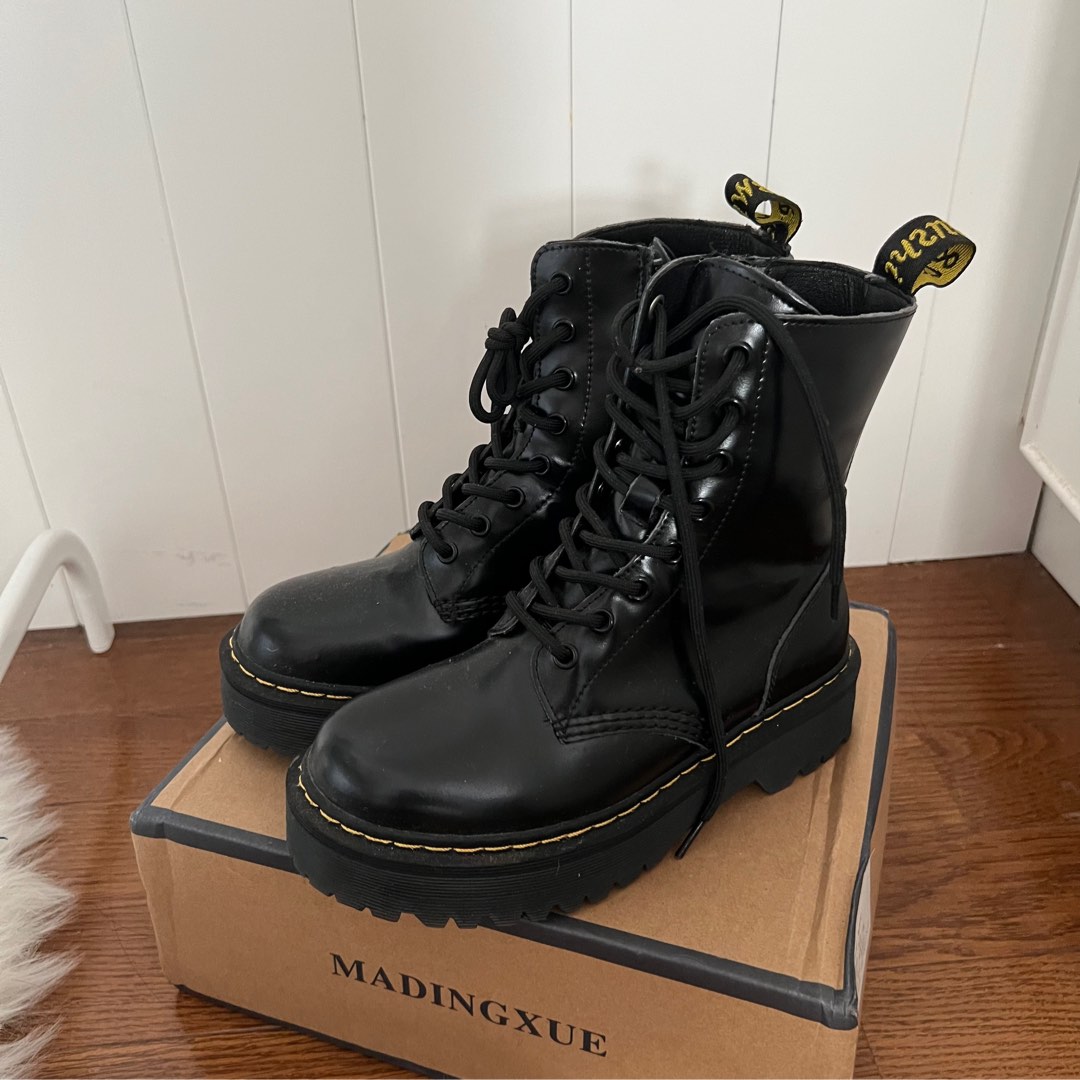 High Cut Boots Women s Fashion Footwear Boots on Carousell