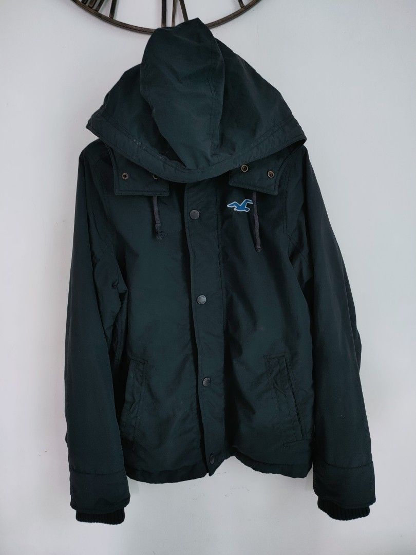 Hollister California All-Weather Jacket, Men's Fashion, Coats, Jackets and  Outerwear on Carousell