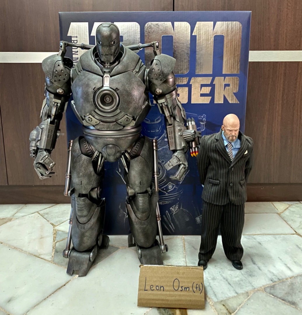 Iron monger shop hot toys