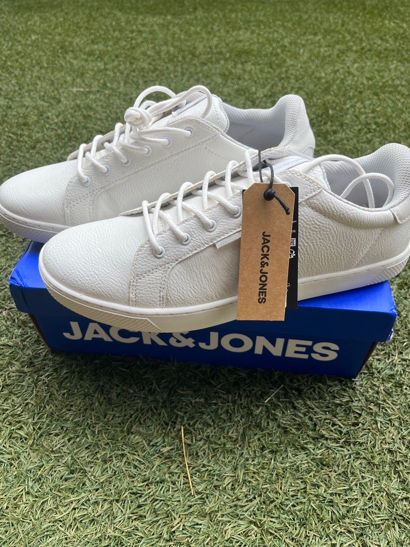Jack & Jones Trent All White Leather Sneakers, Men's Fashion, Footwear, Sneakers on Carousell