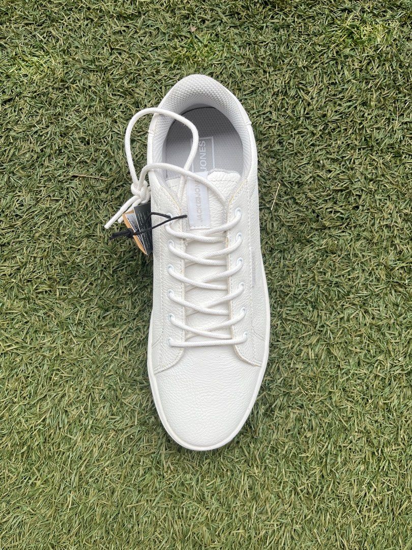 Jack & Jones Trent All White Leather Sneakers, Men's Fashion, Footwear, Sneakers on Carousell