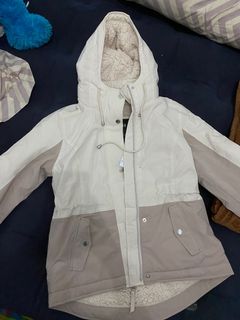 (Kategori: ) berada di . Dikirim oleh prechaaa (ID iklan 1197036918, Gambar 1). Deskripsi: .