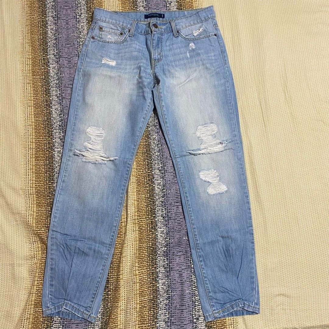 Levi Strauss & Co. Boyfriend jeans 513, Women's Fashion, Bottoms, Jeans on  Carousell