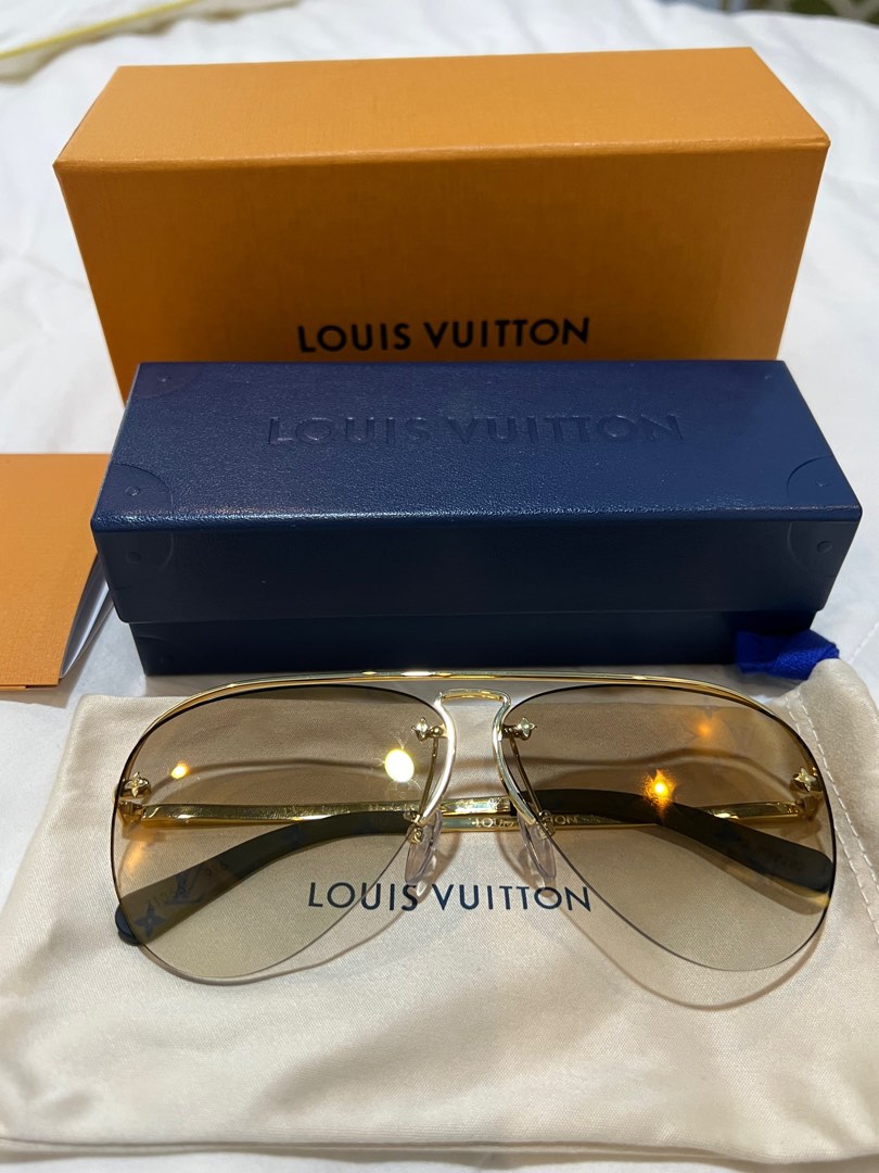 Louis Vuitton Grease Sunglasses, Women's Fashion, Watches & Accessories