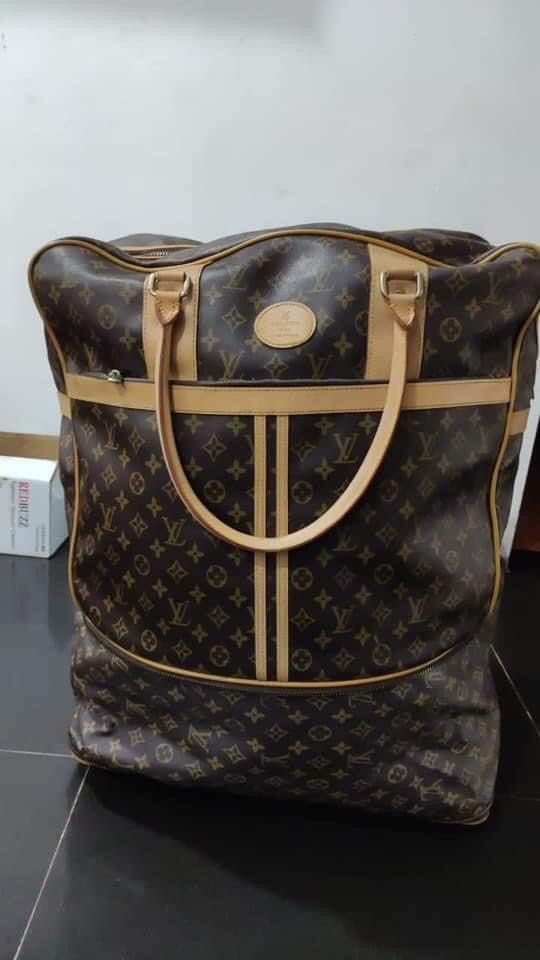 Louis vuitton bag with wheels clearance