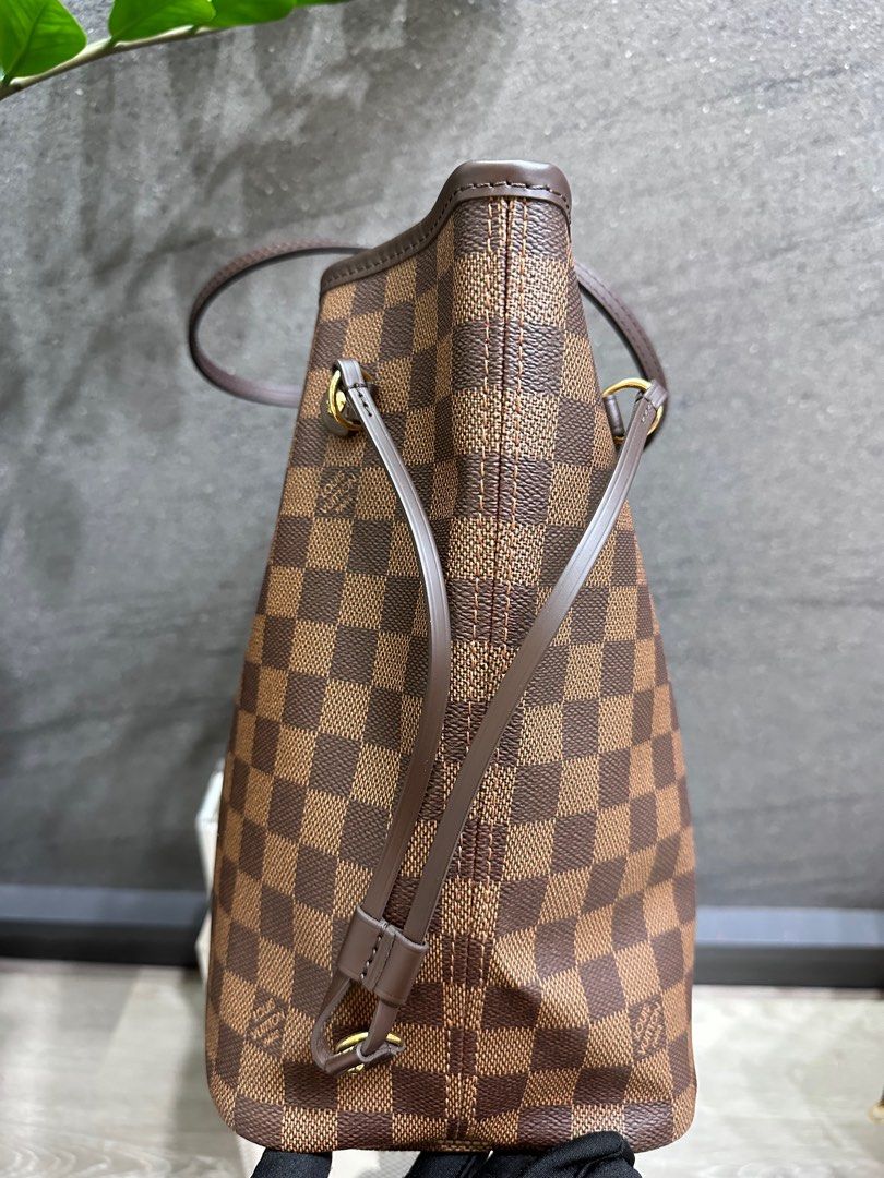 Louis Vuitton Neverfull MM Damier Ebene Cherry Red Tote Shoulder