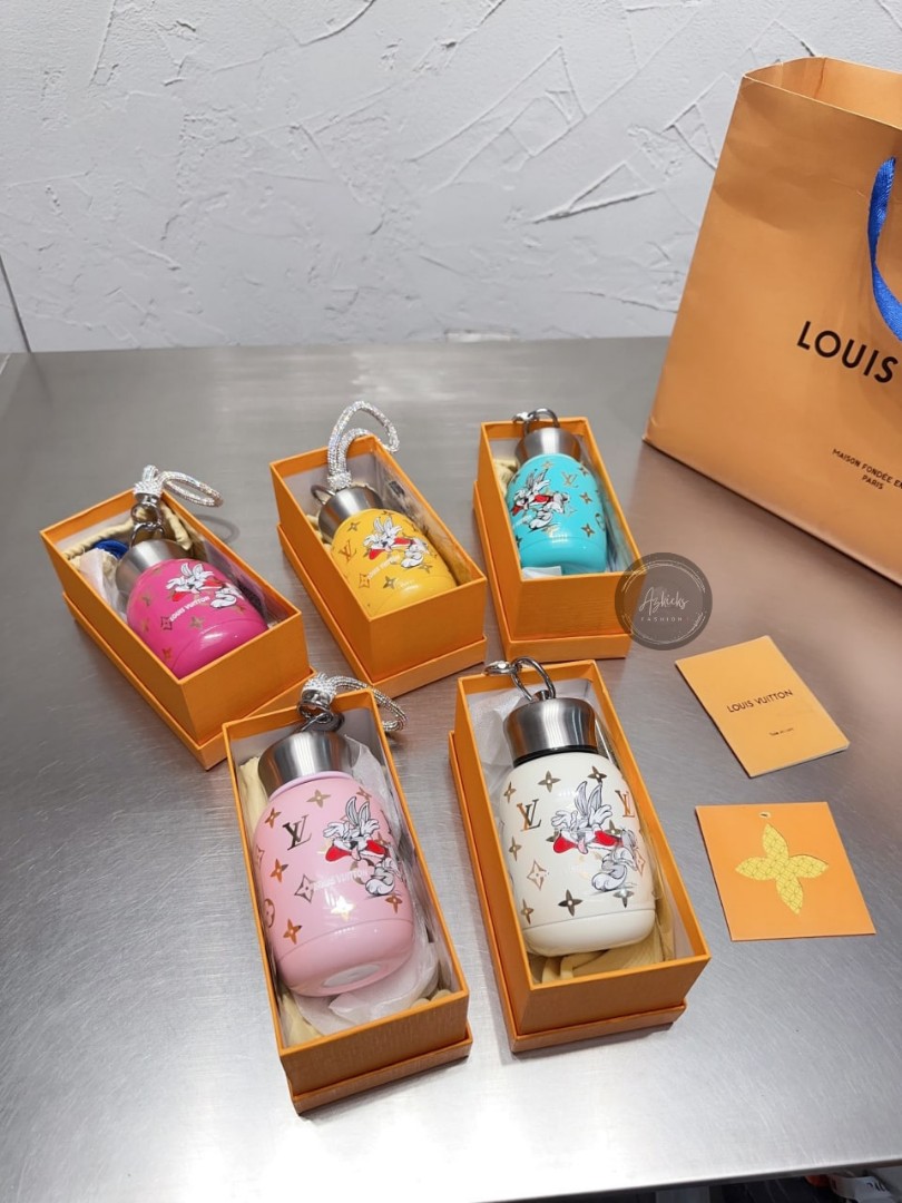 Louis Vuitton Automatic Tumbler, Furniture & Home Living, Kitchenware &  Tableware, Water Bottles & Tumblers on Carousell