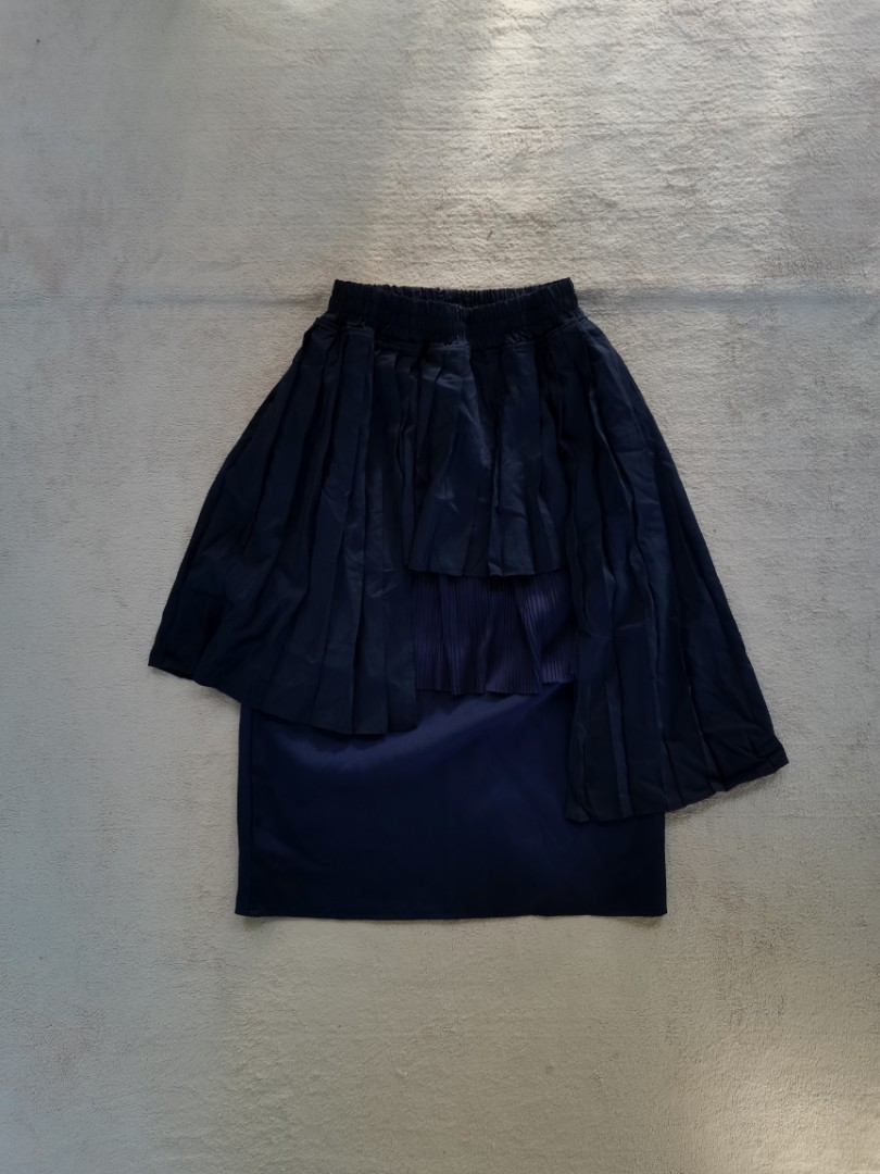 Maple asymmetrical skirt, Women's Fashion, Bottoms, Skirts on Carousell