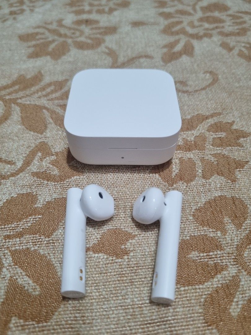 Mi true wireless earphones 2 hotsell basic vs mi air2 se