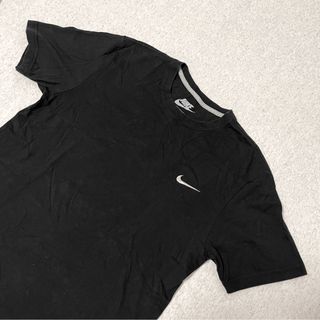 NIKE 素面 黑t-shirt
