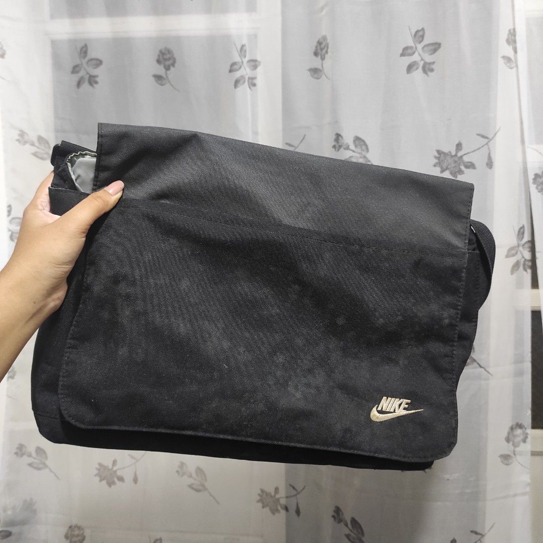Nike Black Messenger Sling Laptop Bag, Men's Fashion, Bags, Sling Bags
