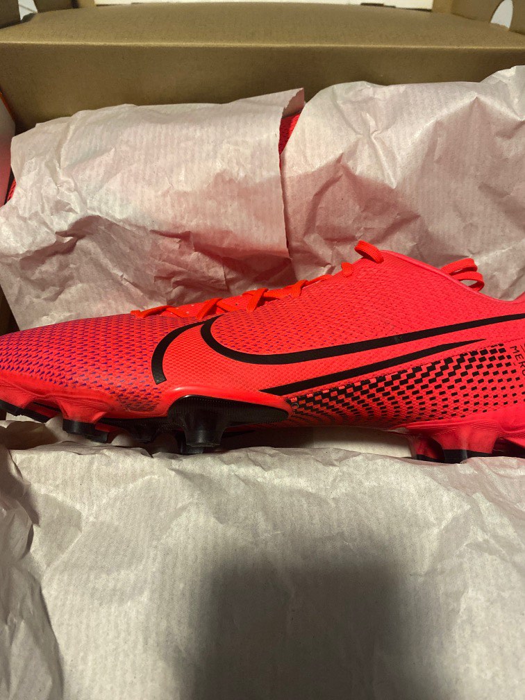 mercurial vapor 13 academy mg