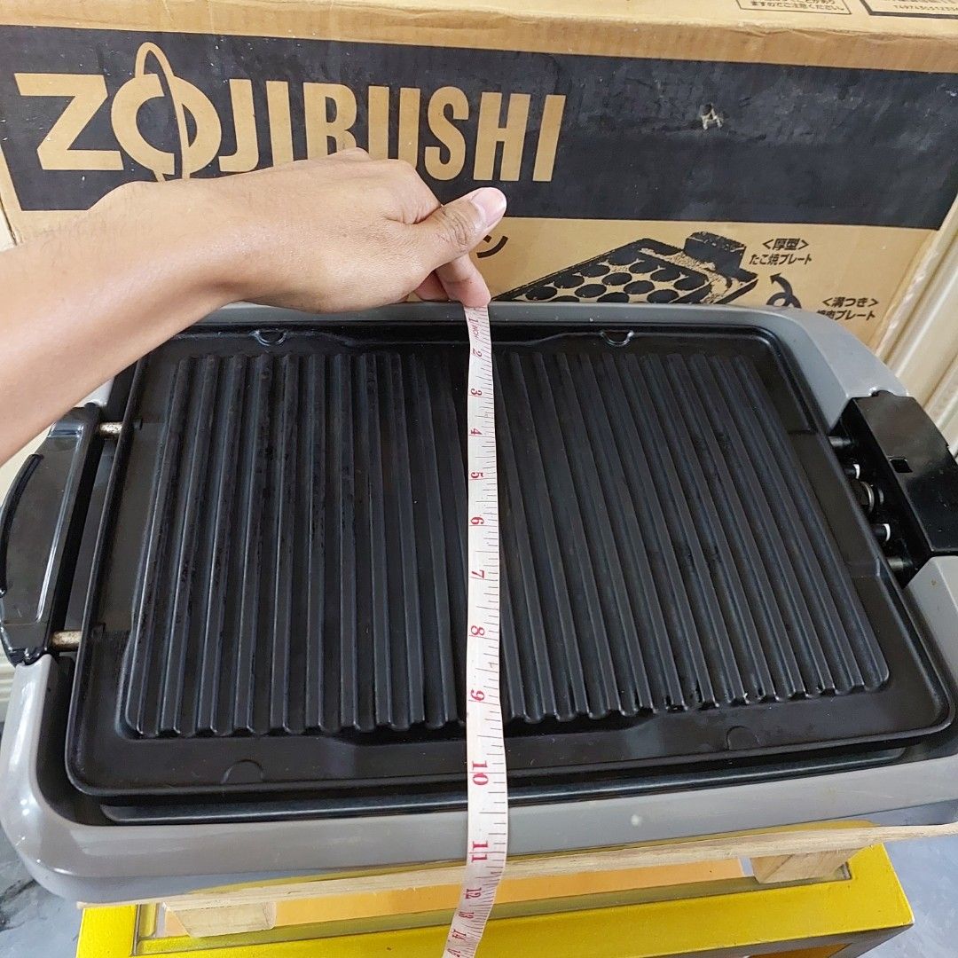 Original Zojirushi table grill and takoyake two in one electric grille