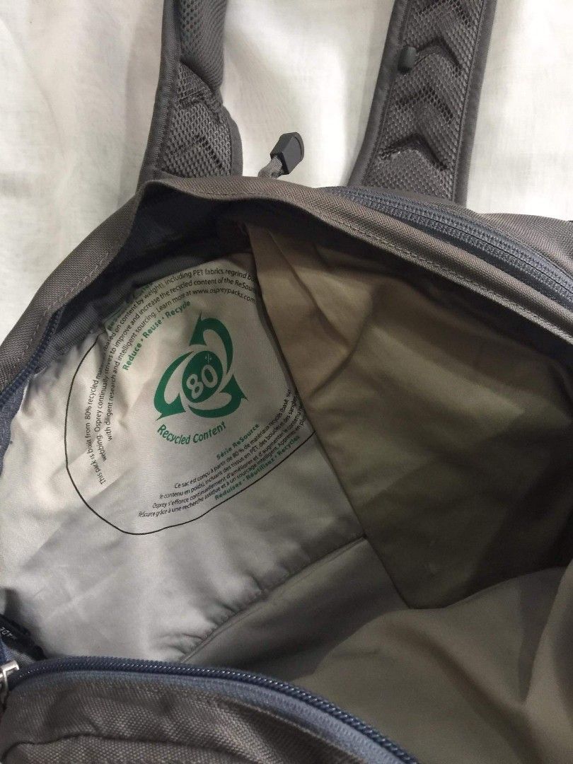 Osprey Veer like new, Men's Fashion, Bags, Sling Bags on Carousell