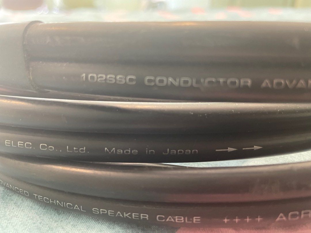 Oyaide Across 3000Y speaker cable 2.5m / pair, 音響器材, 其他音響配件及設備 Carousell