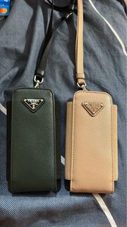 Para cellphone pouch with neck chain
