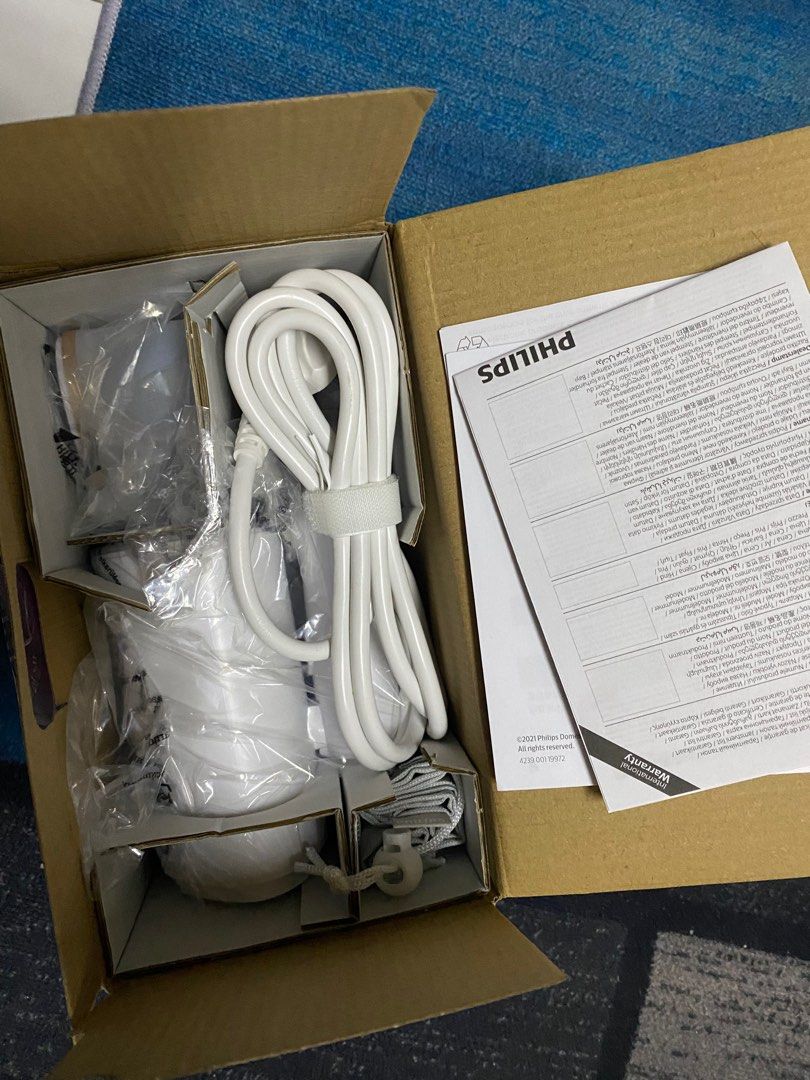 Philips Handheld Steamer 3000 Series, TV & Home Appliances, Irons