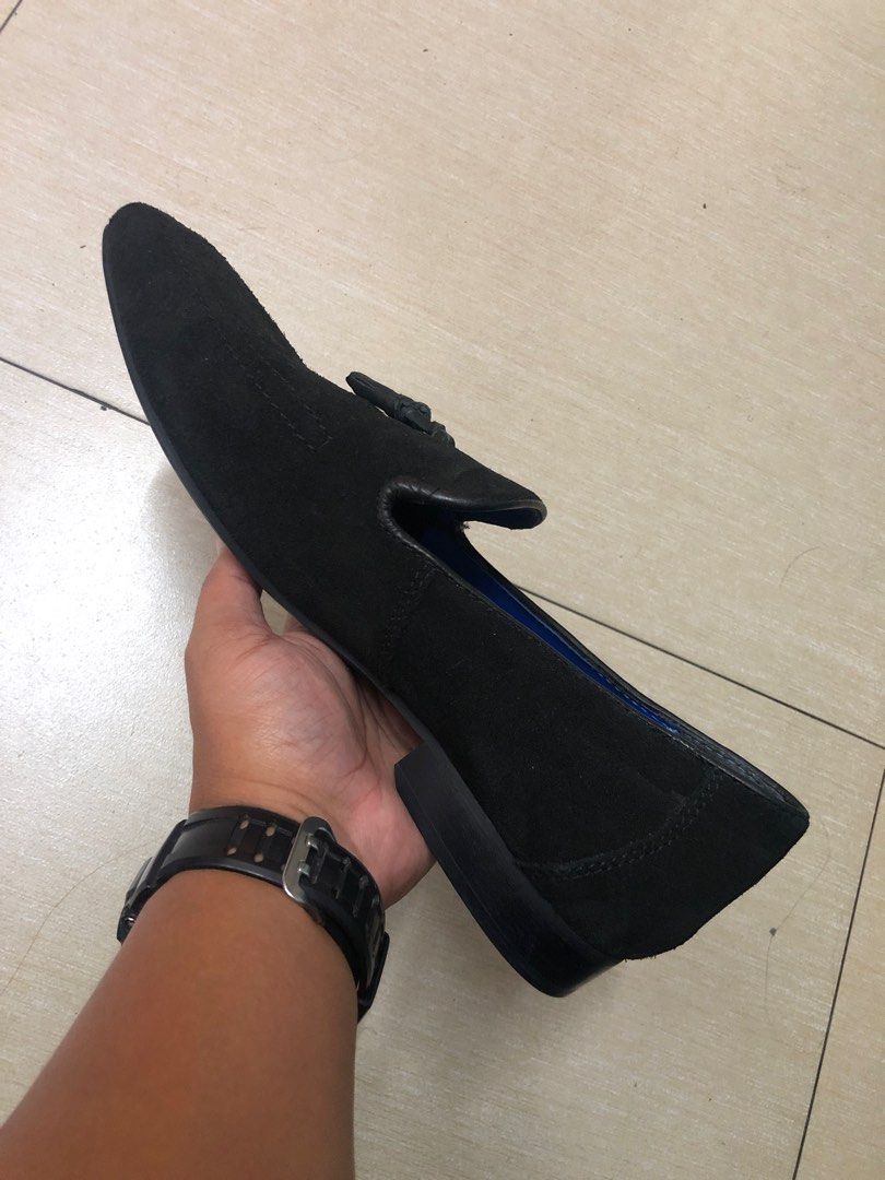 Red tape best sale velvet shoes