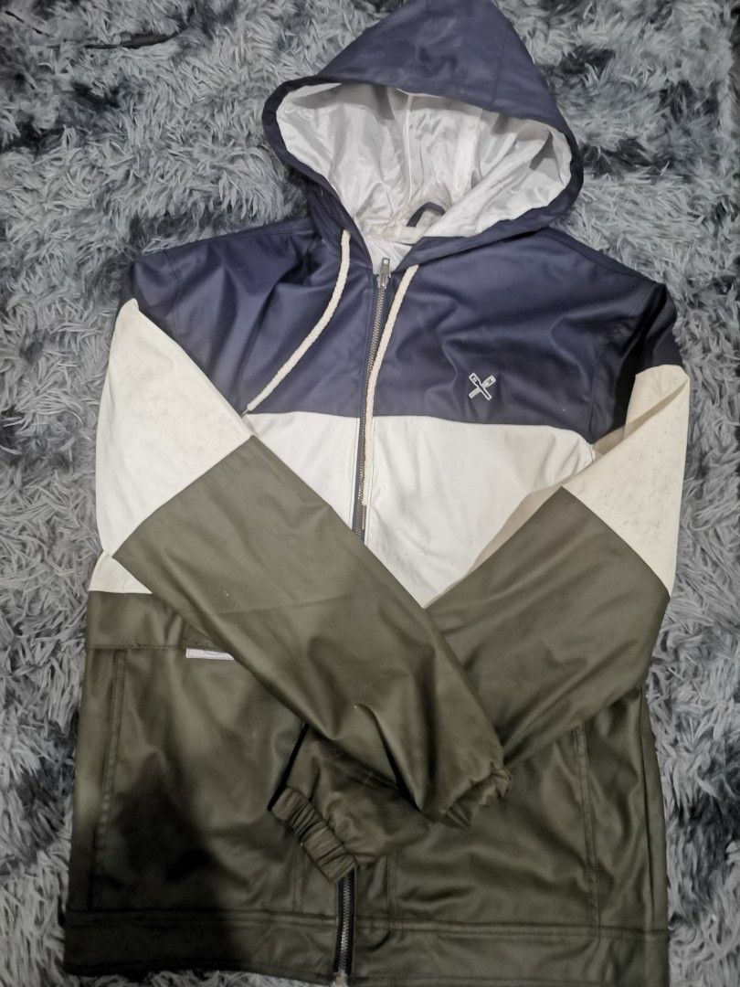 Regatta hoodie sale price