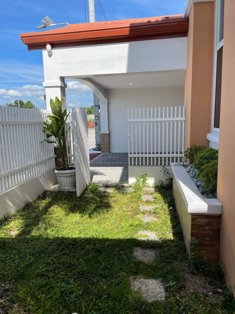 RFO 4 BEDROOMS ENHANCED MODERN HOUSE AND LOT MAWING RESIDENCES IN