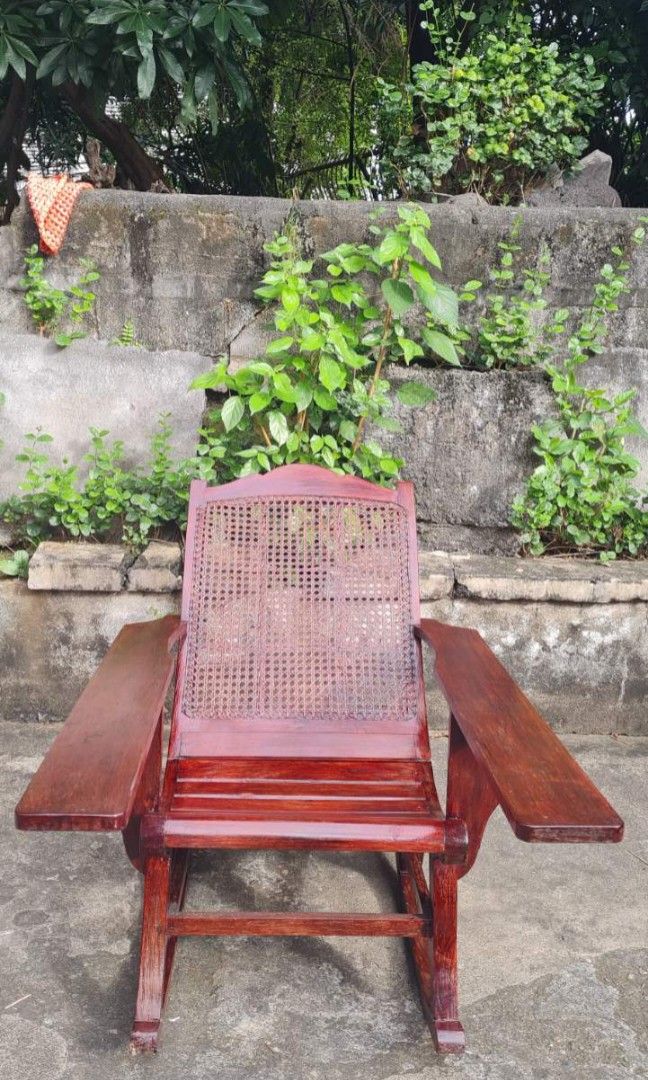 RUSH!!! BUTAKA ROCKING CHAIR, Furniture & Home Living, Furniture