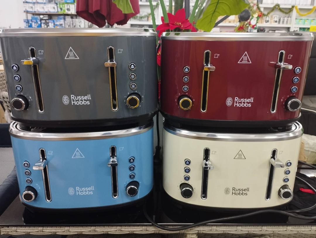 Russell Hobbs 4 Slice Toaster, TV & Home Appliances, Kitchen Appliances
