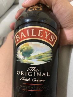 Sealed Baileys original irish cream