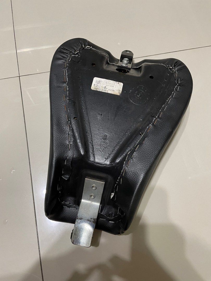 seat sportster