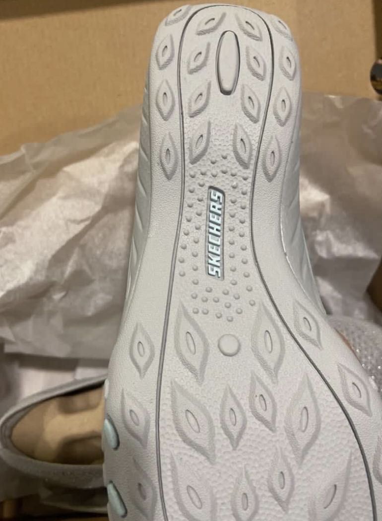 Skechers sweet jam white deals