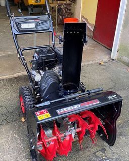 Snow blower two stage 24” electric start