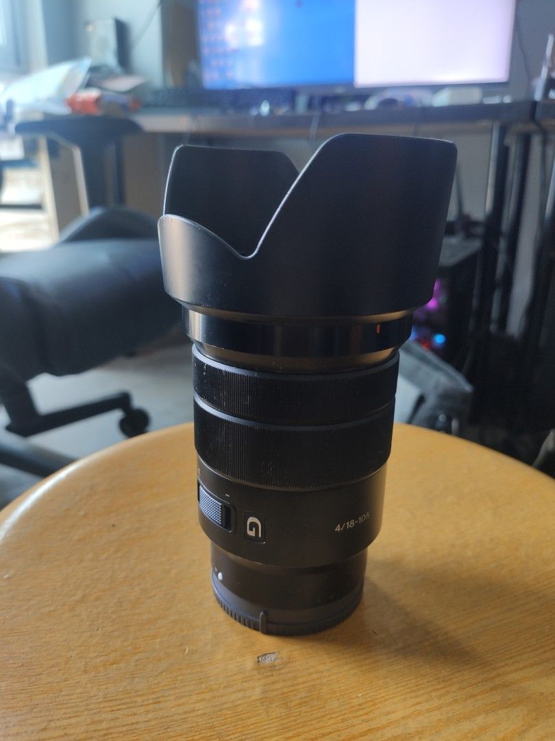Sony 18-105mm f4 oss g, Photography, Lens & Kits on Carousell