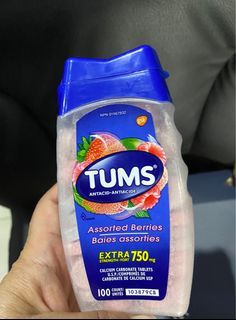 Tums Antacid Chewables for heartburn 100 tablets