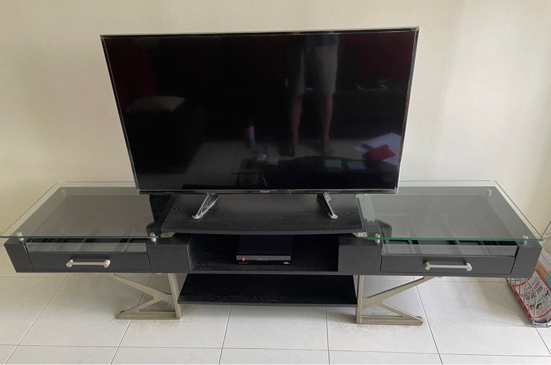 TV Console, Furniture & Home Living, Furniture, TV Consoles on Carousell
