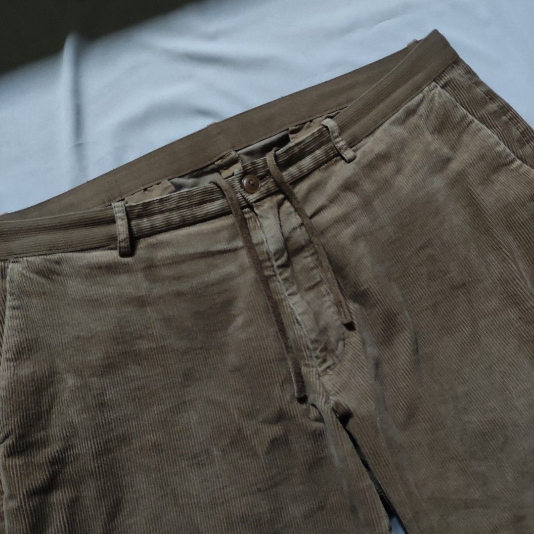 Uniqlo ezy corduroy on sale