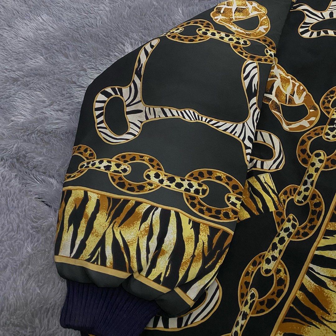 Vintage Jacket Gold Chain, Fesyen Pria, Pakaian , Baju Luaran di Carousell