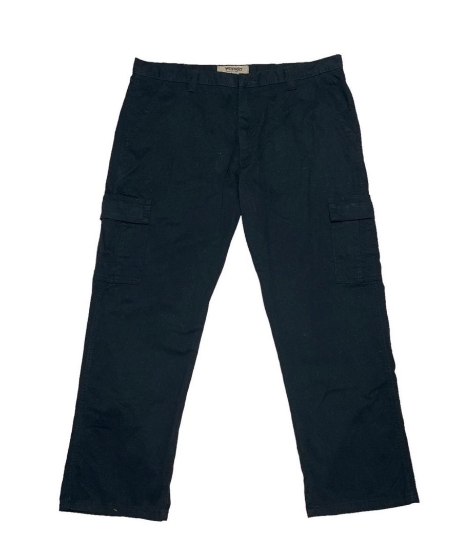 Wrangler Cargo Pants, Men's Fashion, Bottoms, Jeans on Carousell