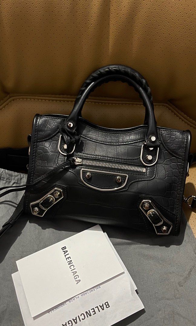 Balenciaga plaza shop indonesia