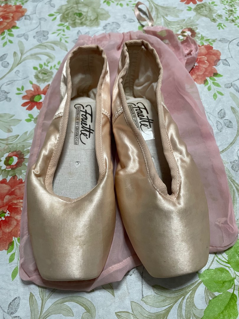Ballet Pointe Shoes Grishko, Women's Fashion, Footwear, Flats on Carousell