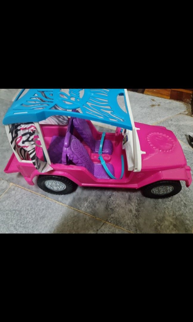 Barbie jeep 4 seater 2025