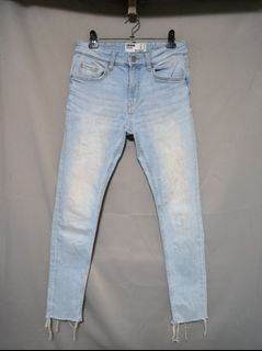 Bershka Skinny Fit Jeans