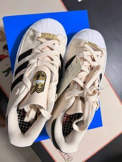 Brand new Authentic Adidas Superstar Bonega Shoes - Size US 6